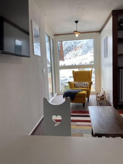 Cozy Apartment Near The Slopes 布勒伊-切尔维尼亚 外观 照片
