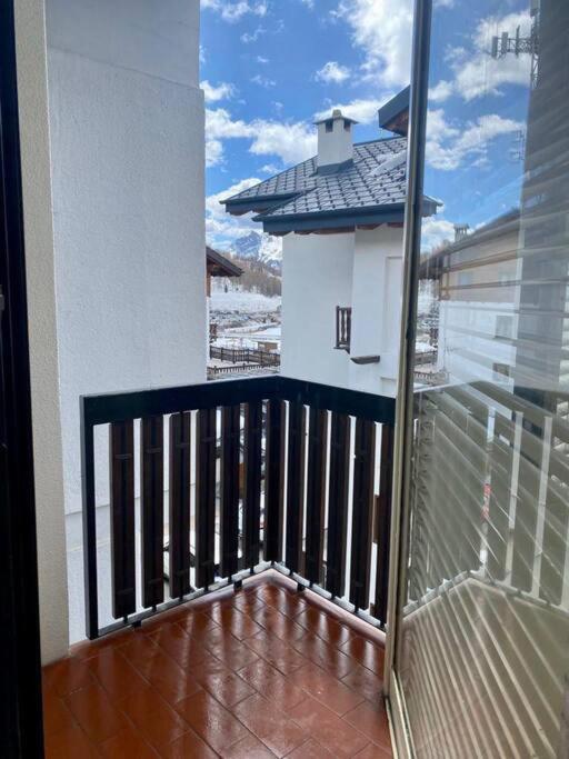 Cozy Apartment Near The Slopes 布勒伊-切尔维尼亚 外观 照片