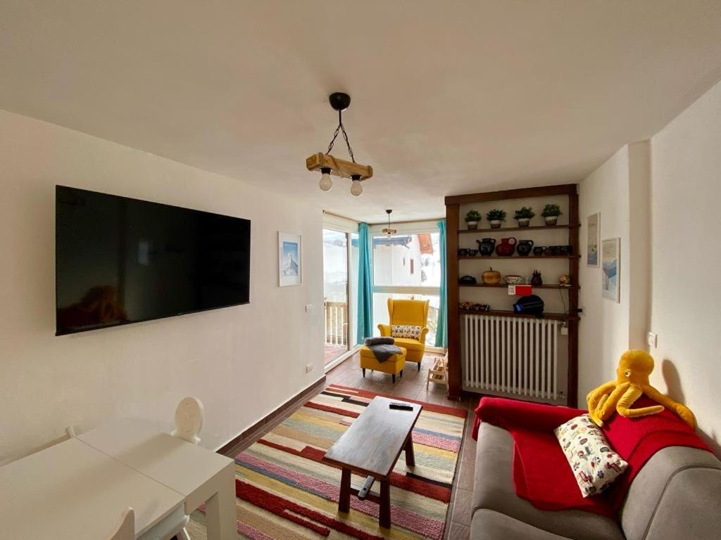 Cozy Apartment Near The Slopes 布勒伊-切尔维尼亚 外观 照片