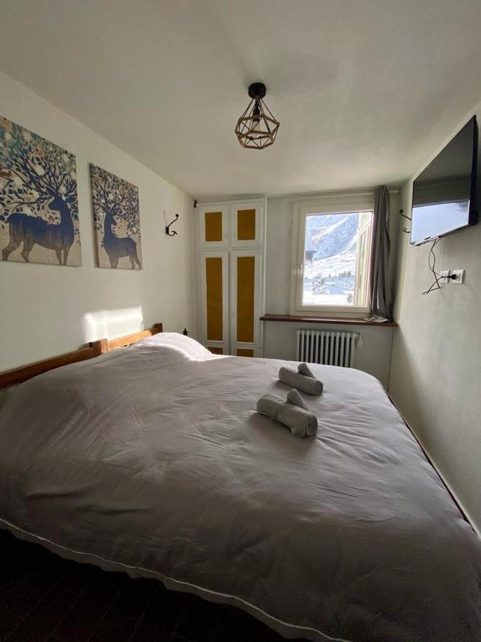 Cozy Apartment Near The Slopes 布勒伊-切尔维尼亚 外观 照片